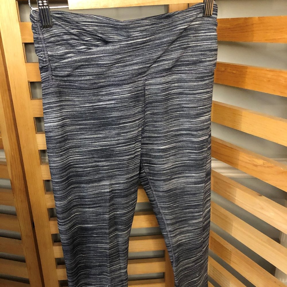 Lululemon Align Crop 21" Cross Waist